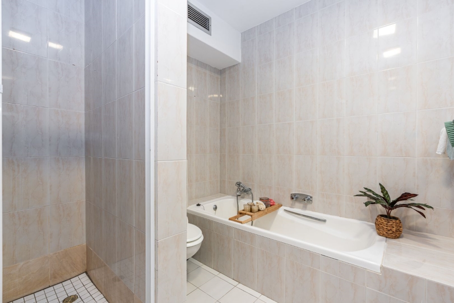 2 Bedroom Property for Sale in Fresnaye Western Cape